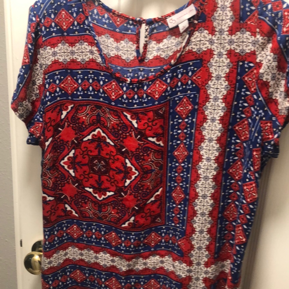 Dress Barn Size Large Blouse w/tie bottom